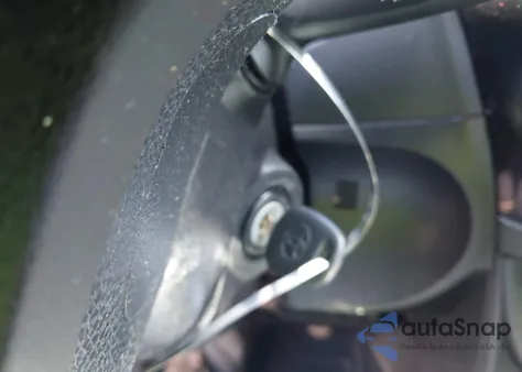 2016 Toyota Corolla L z USA, uszkodzony, nr VIN 2T1BURHE8GC493301